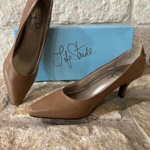 Life Stride Tan Heels for Women